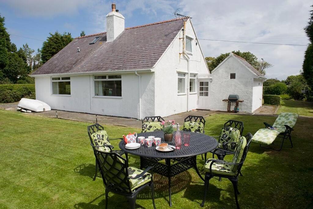 Cae Grugog Cottage-3 Bed-Sleeps 6-Ground Floor Bathroom Trearddur Eksteriør billede